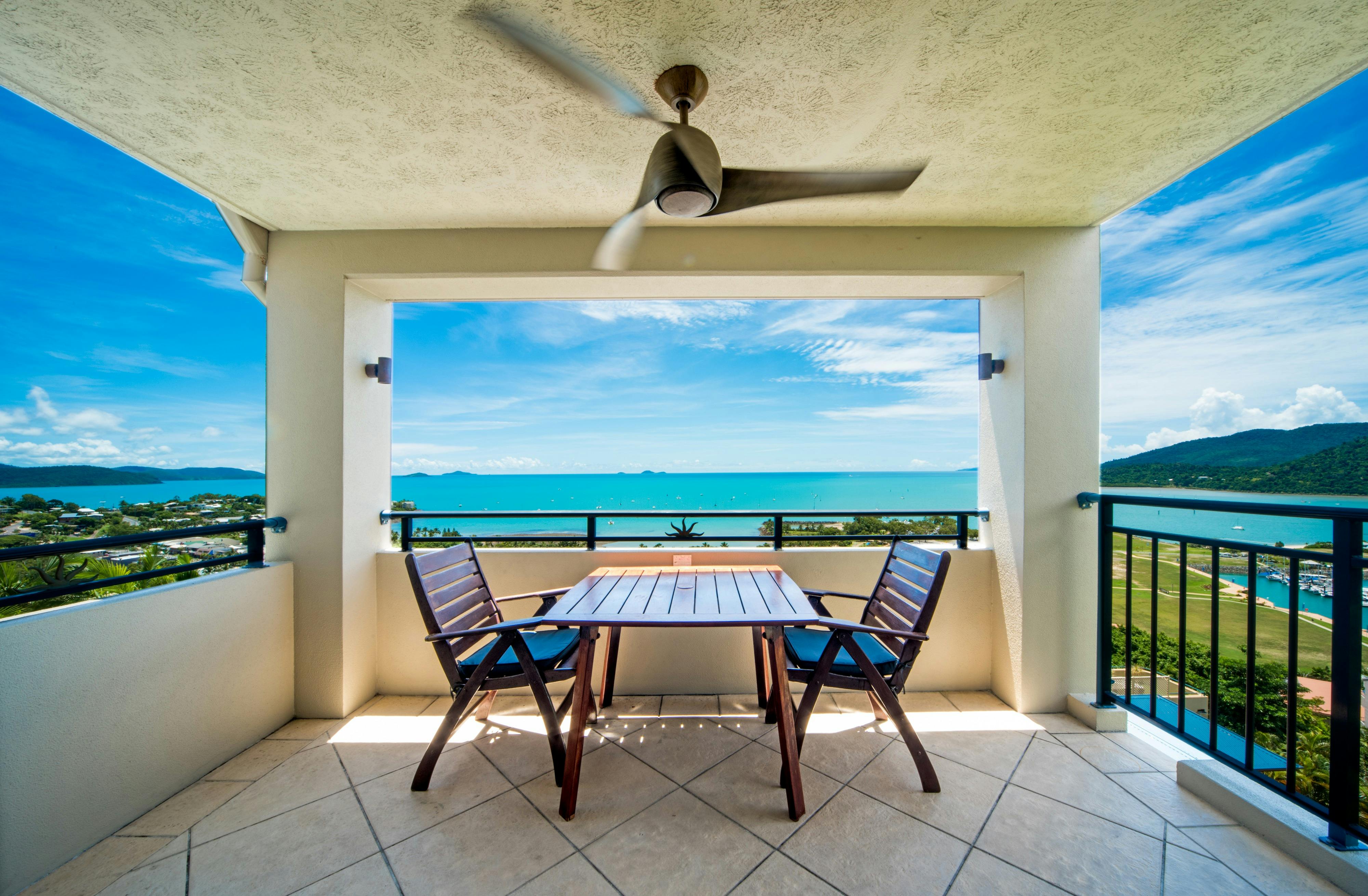 1 Bedroom Sea View Spa Apartment