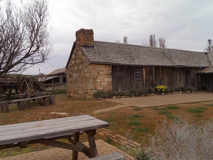 Early Settlers Hut