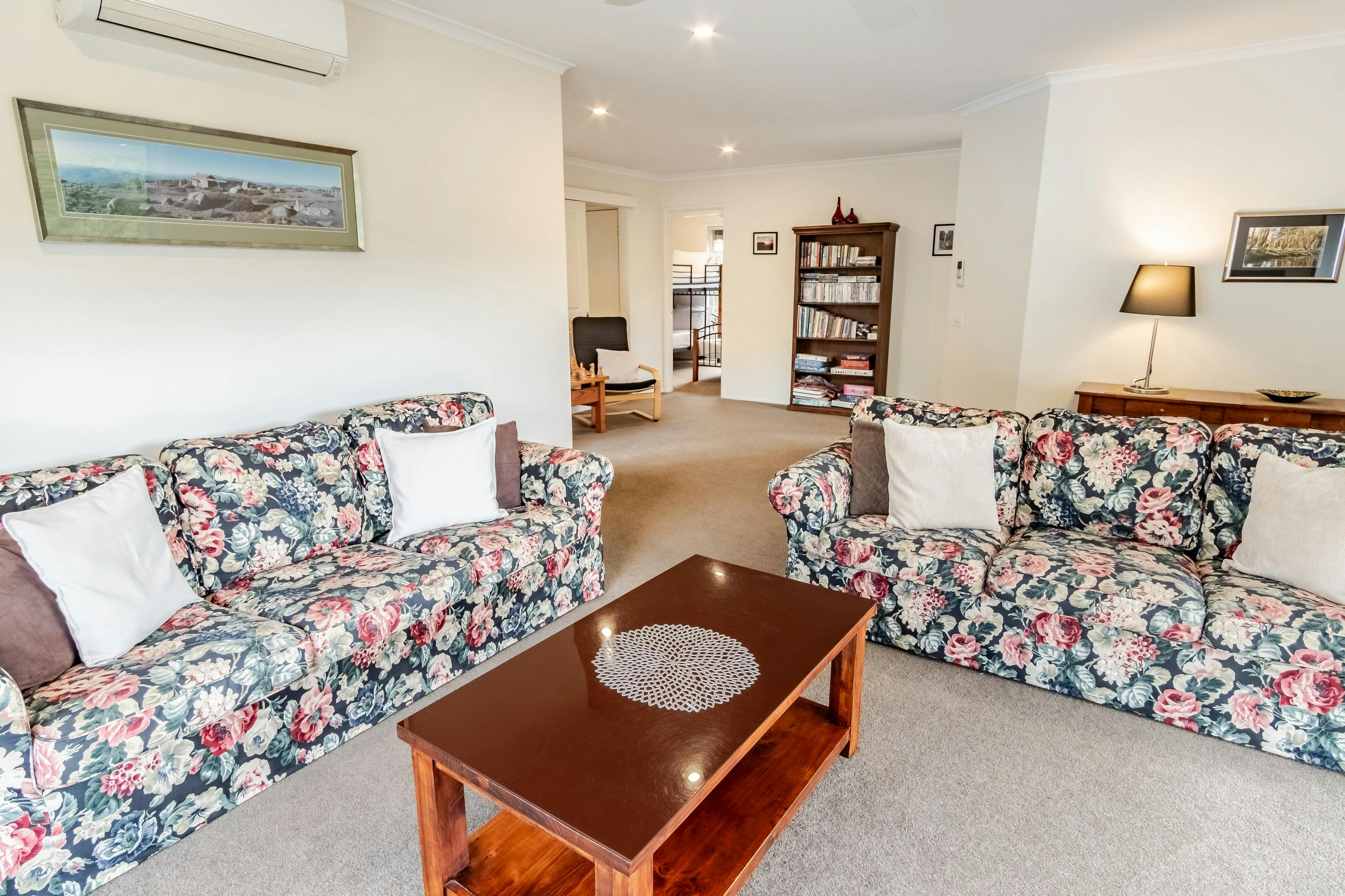 Loungeroom at Hargreaves House with Alpine Valley Getaways