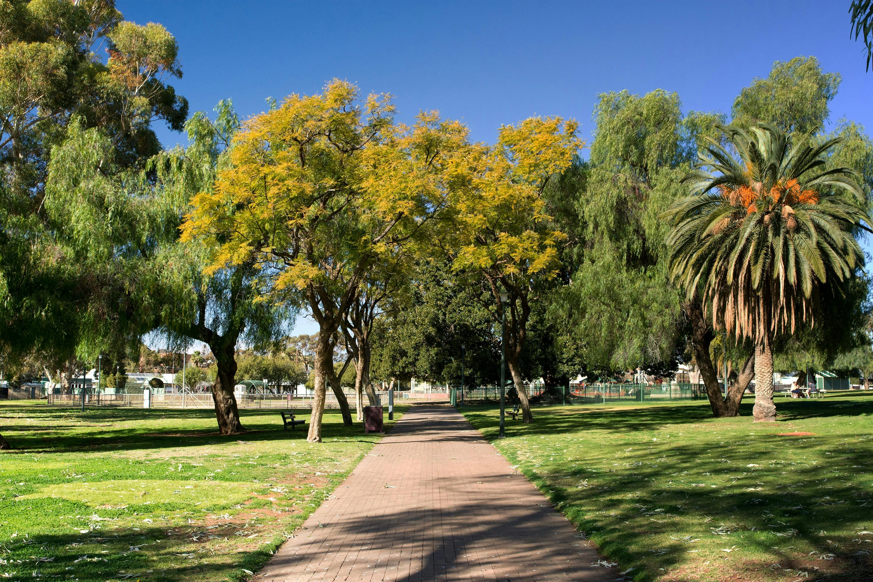 Sturt Park is just across the road, the perfect spot for a picnic
