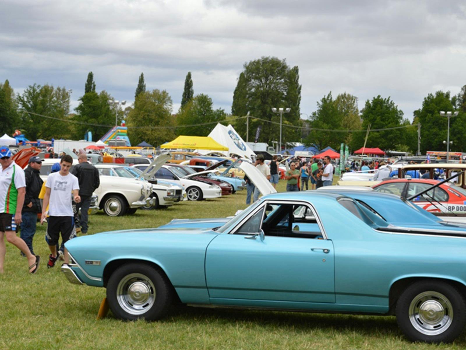 Bathurst Swap Meet, Car and Bike Show