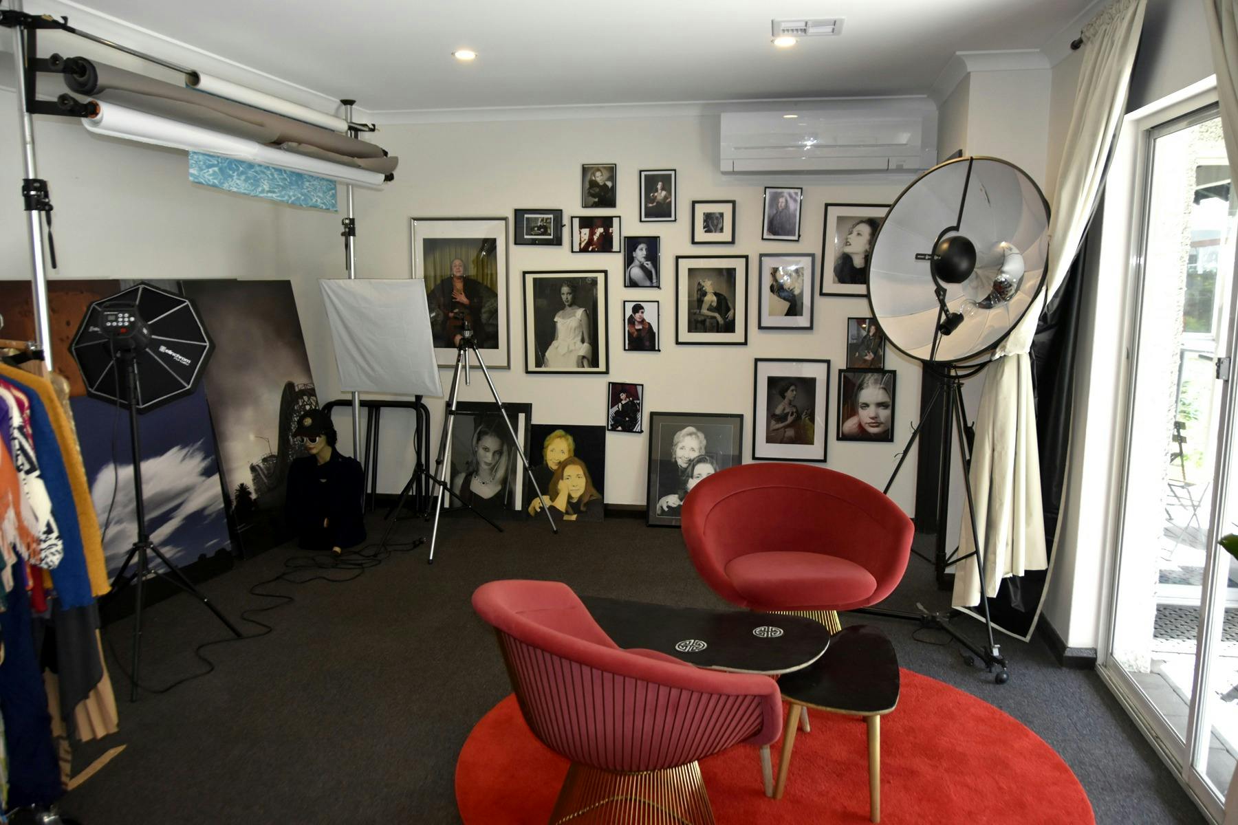 The Photographic Studip at TODArtspace for Portraits