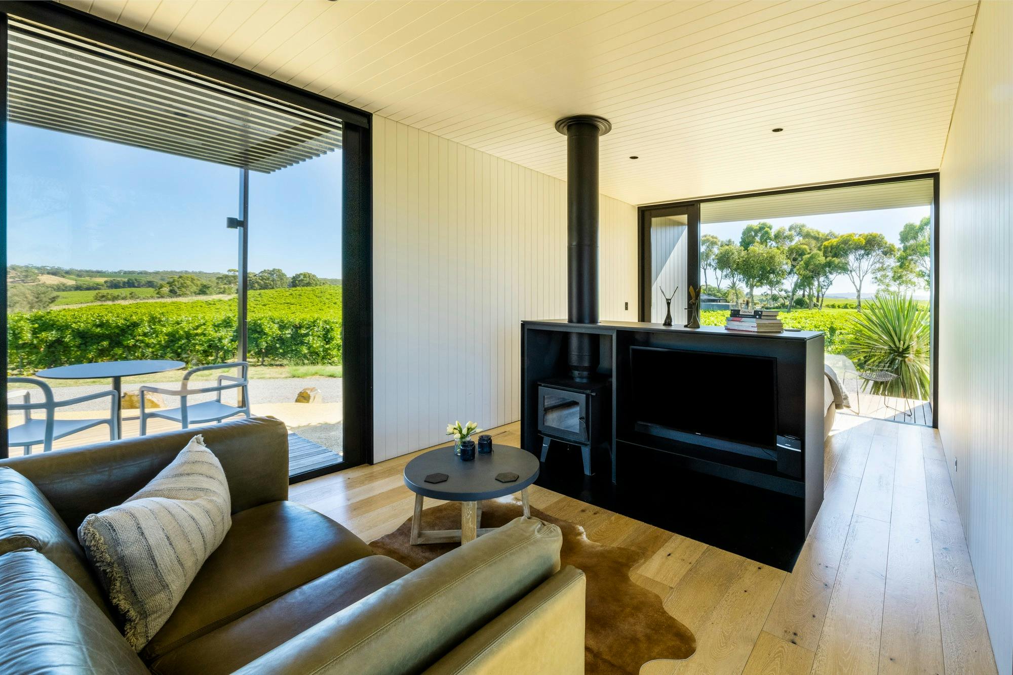Cadole Avalon living space