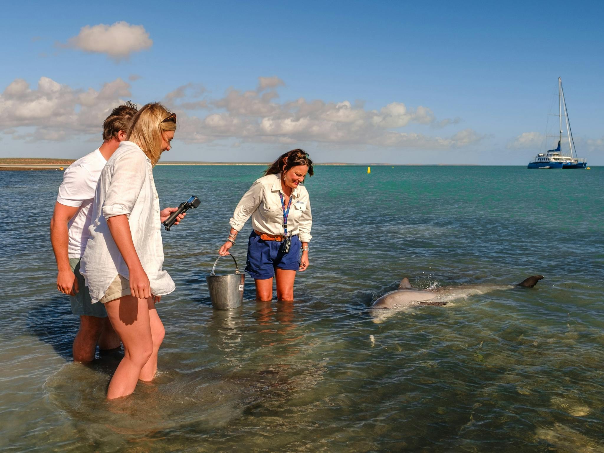 Autopia Tours - Monkey Mia Shark Bay