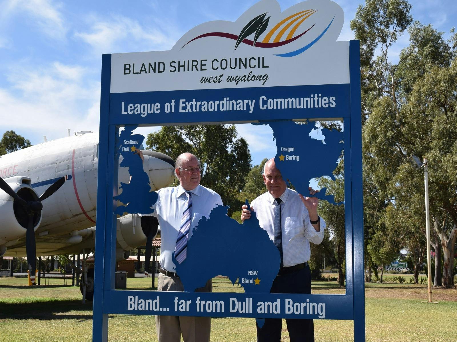 非凡社區聯盟自拍框架