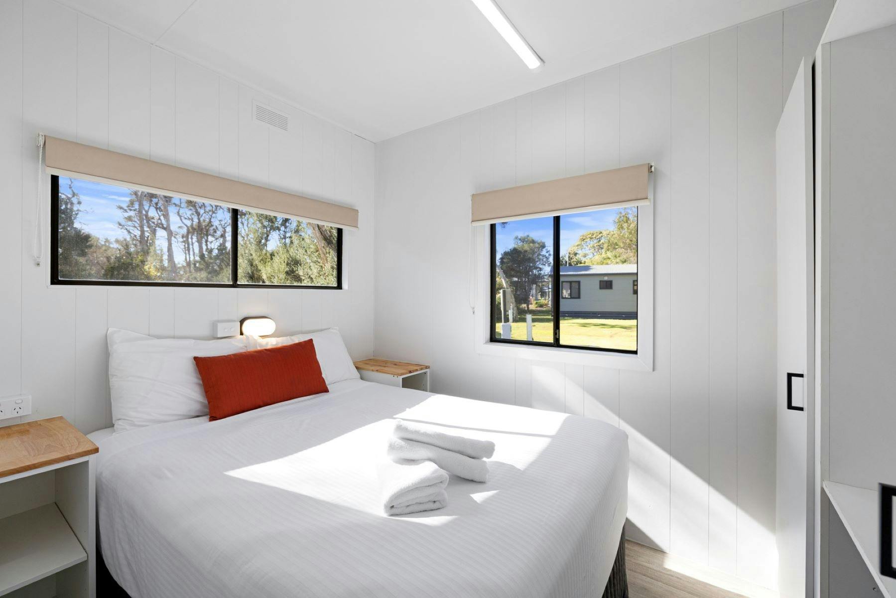 1 Bedroom Park Cabin