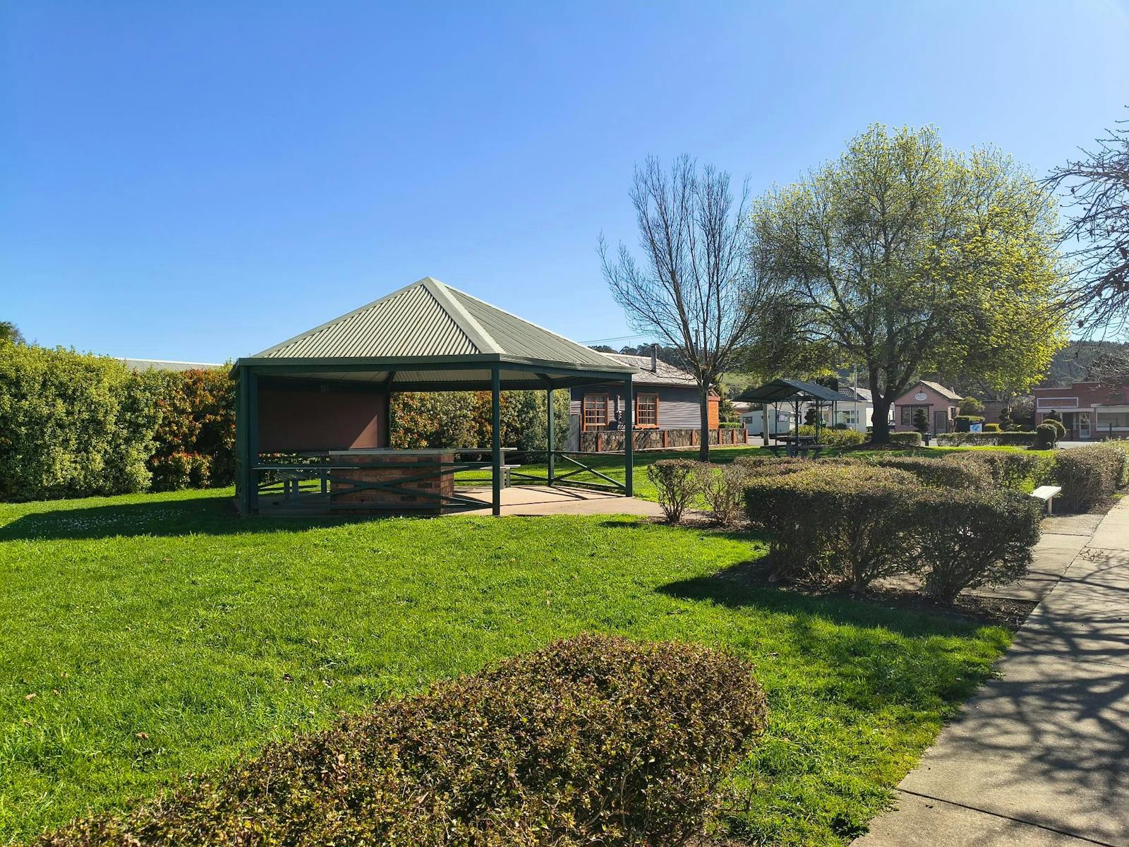 Lions Park, Railton