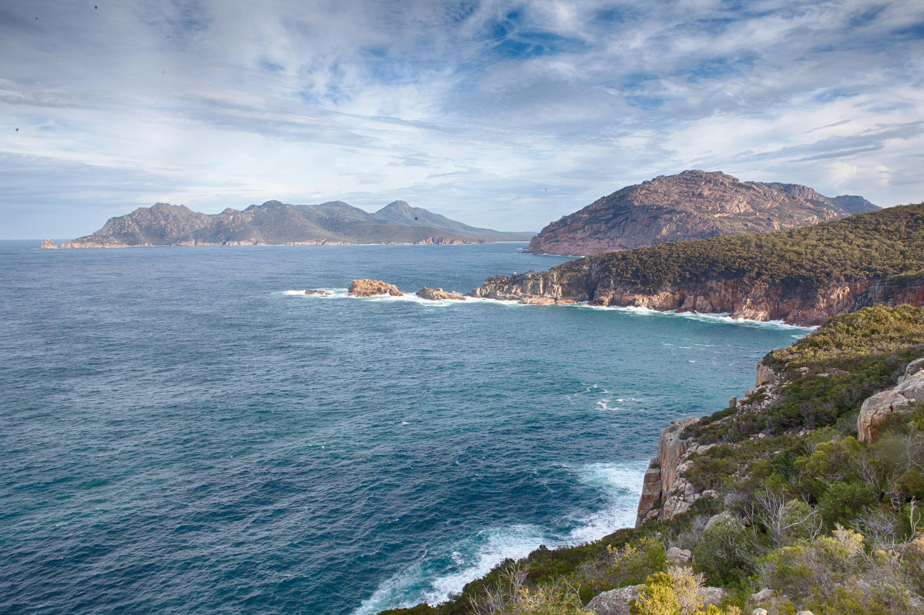 Spectacular views from the clifftop walk at Cape Tourville Lighthouse