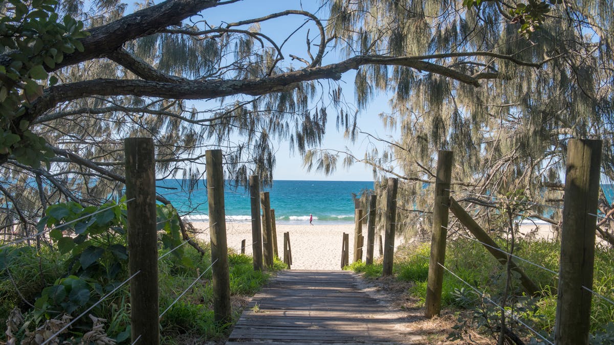 Mooloolaba Beach Holiday Park Access from caravan park with views of walkway and ocean