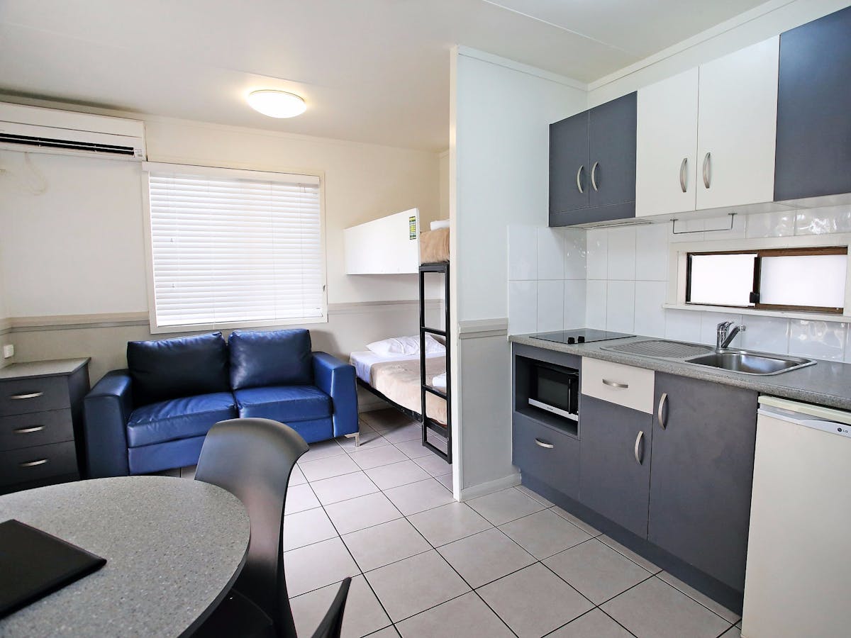 Rowes Bay Beachfront Holiday Park Accommodation Queensland