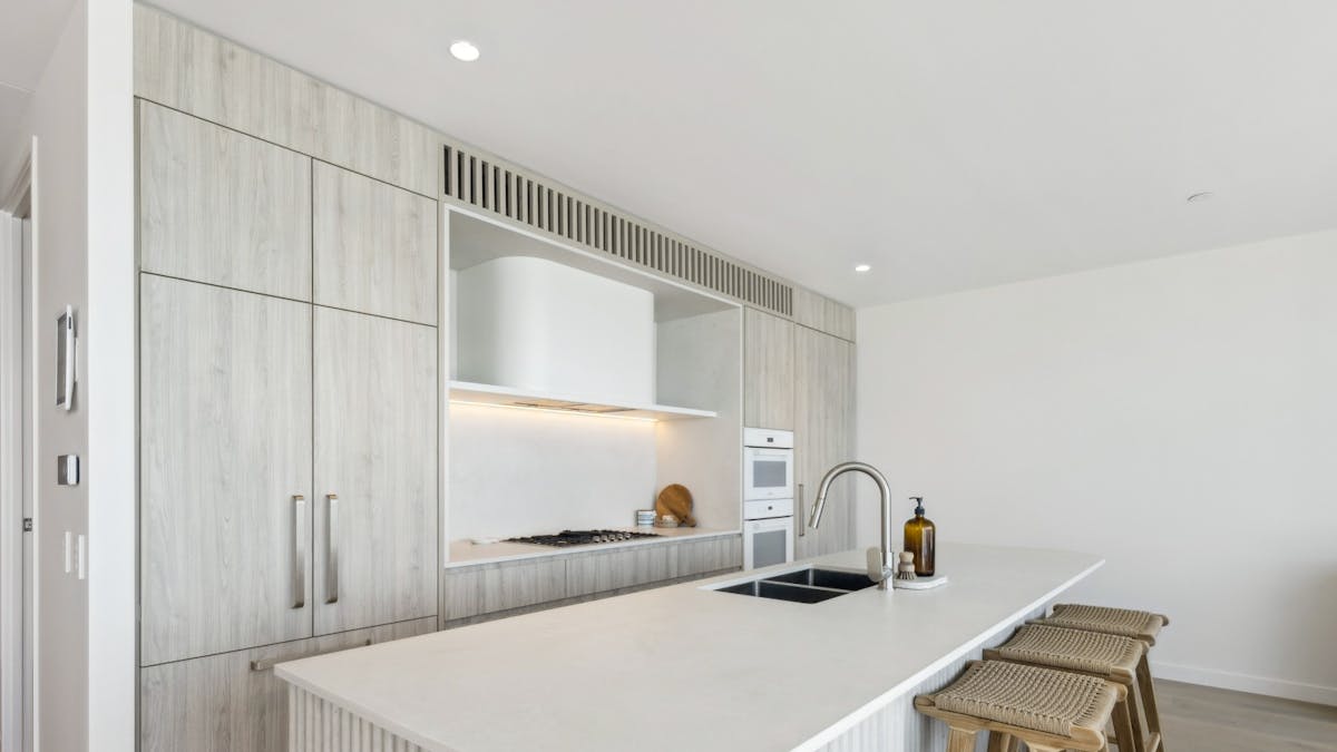 3 Bedroom unit in Burleigh - Kitchen