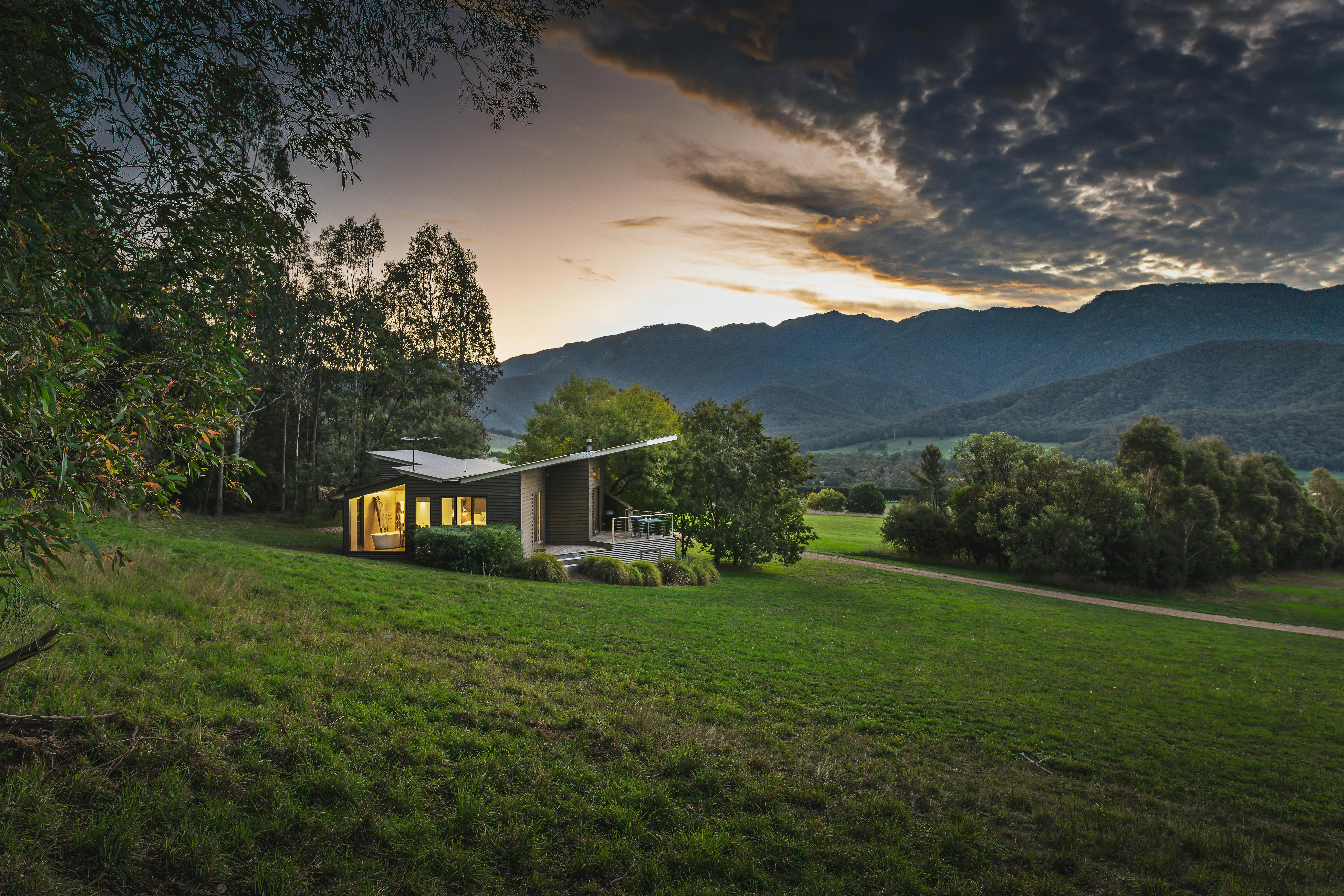 studio with views to Mt Buffalo
