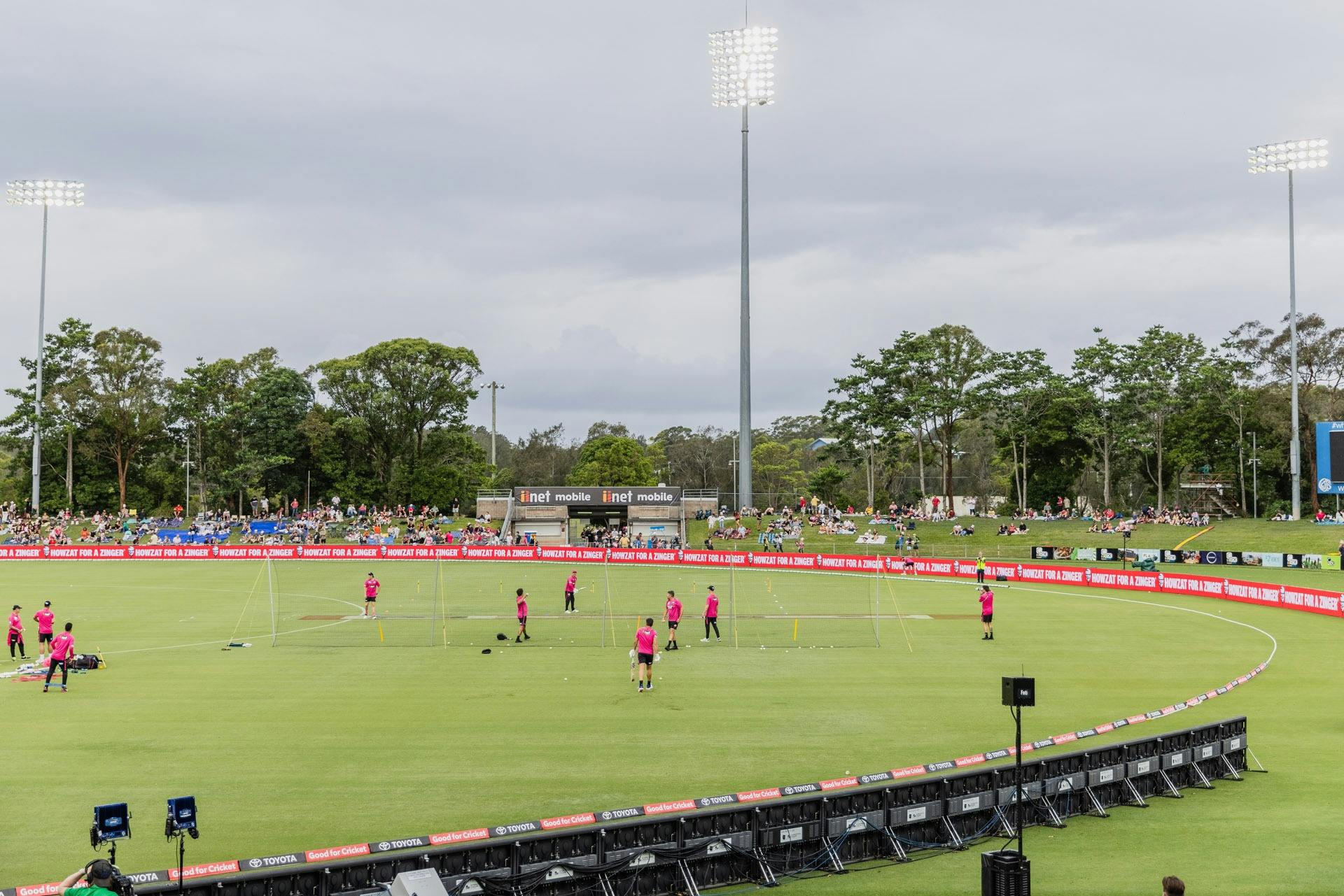 BBL - Sydney Sixers v Brisbane Heat