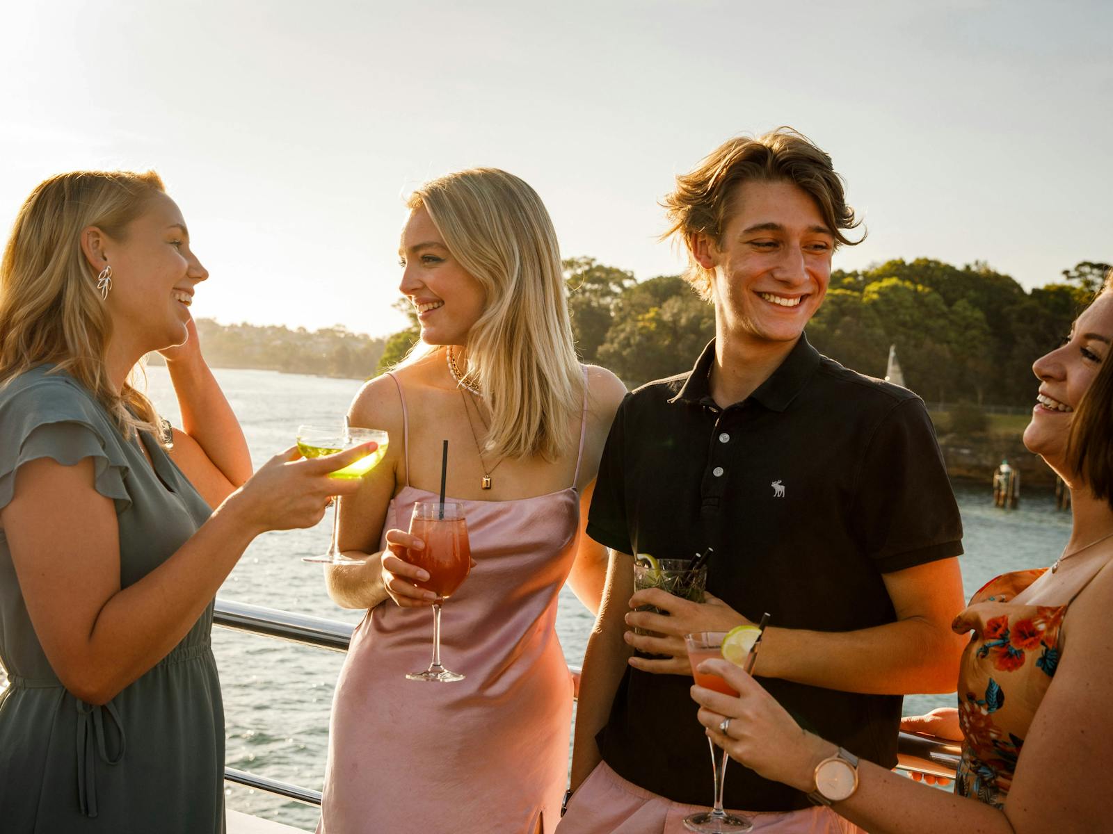 広大なオープンデッキ