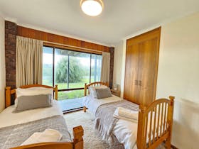 Bedroom 2 featuring 2 single beds