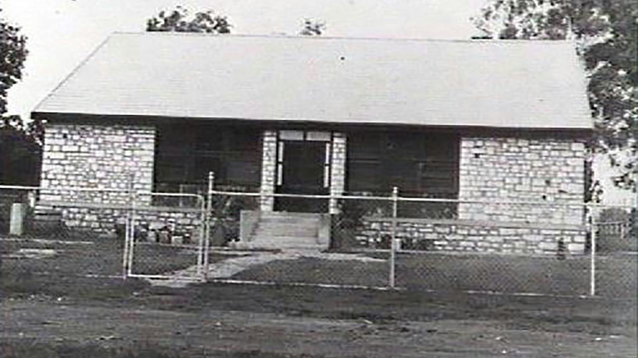 1925 - the cottage constructed by Harold Snell.