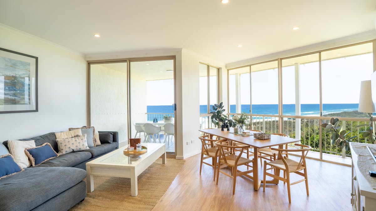 Deluxe Ocean View Apartment