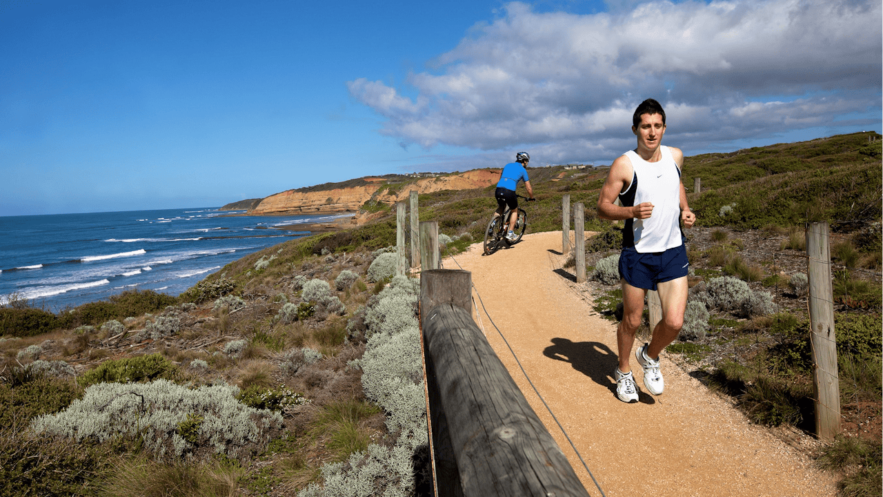 Enjoy the wonderful track of the Surf Coast Walk