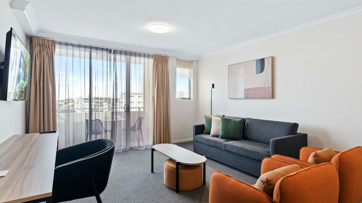 Wifi, TV, streaming, Kitchenette, Hairdryer, Smoke detectors, Balcony, Daily Room Service, Aircon