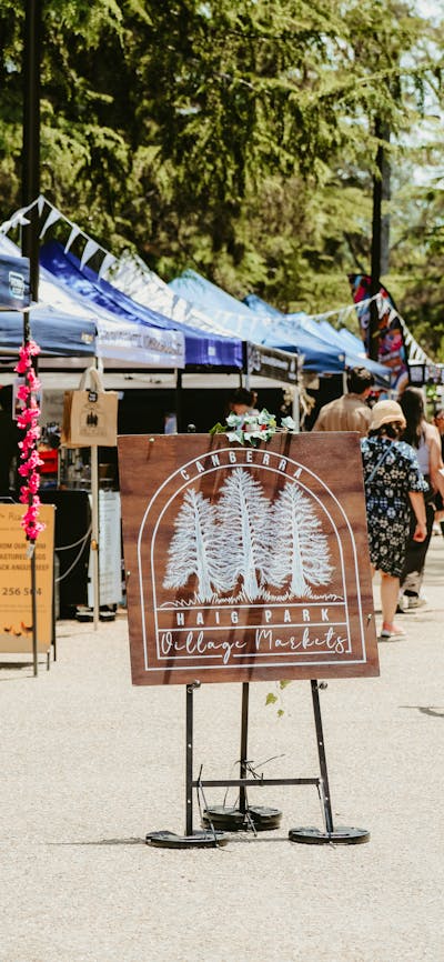 The Haig Park Village Markets sign