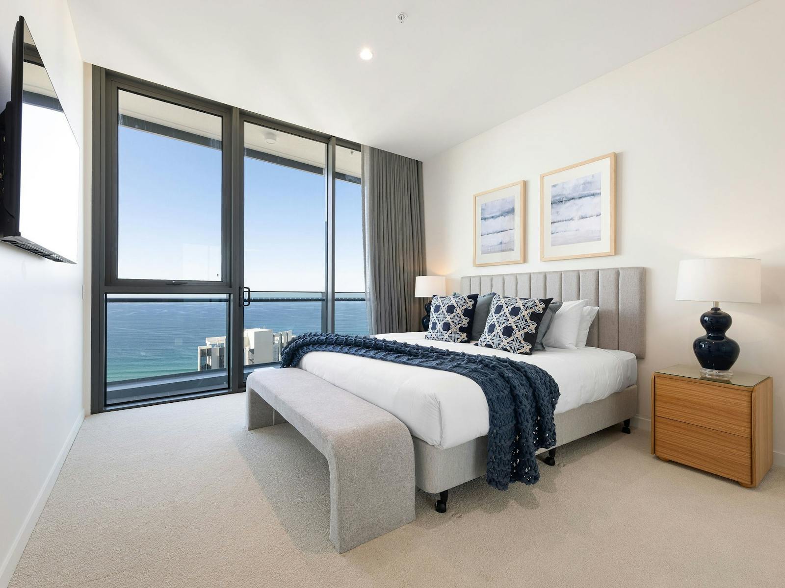 Master Bedroom - Penthouse Master Bedroom - Penthouse