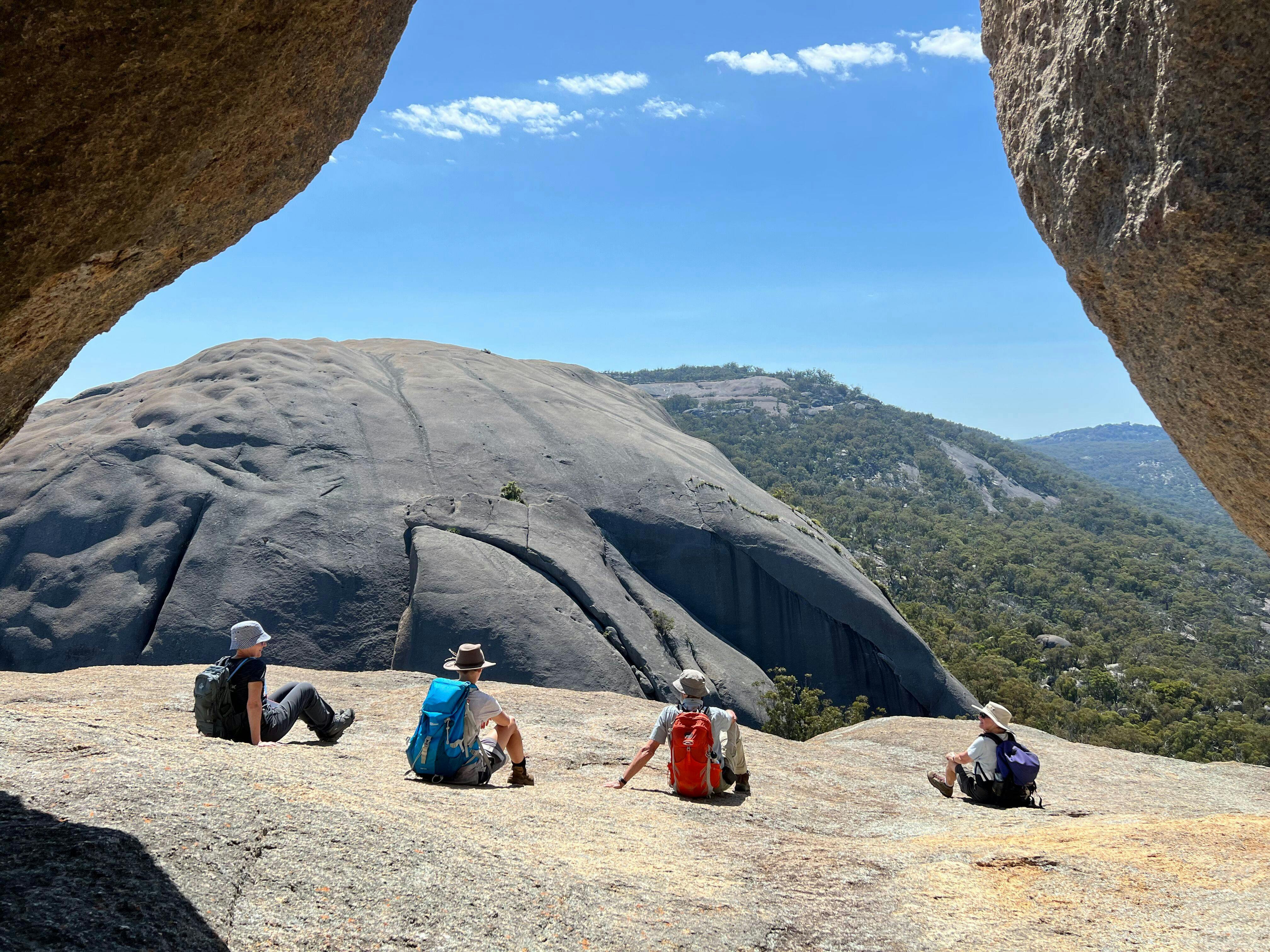 The Pyramids walk - Girraween National Park