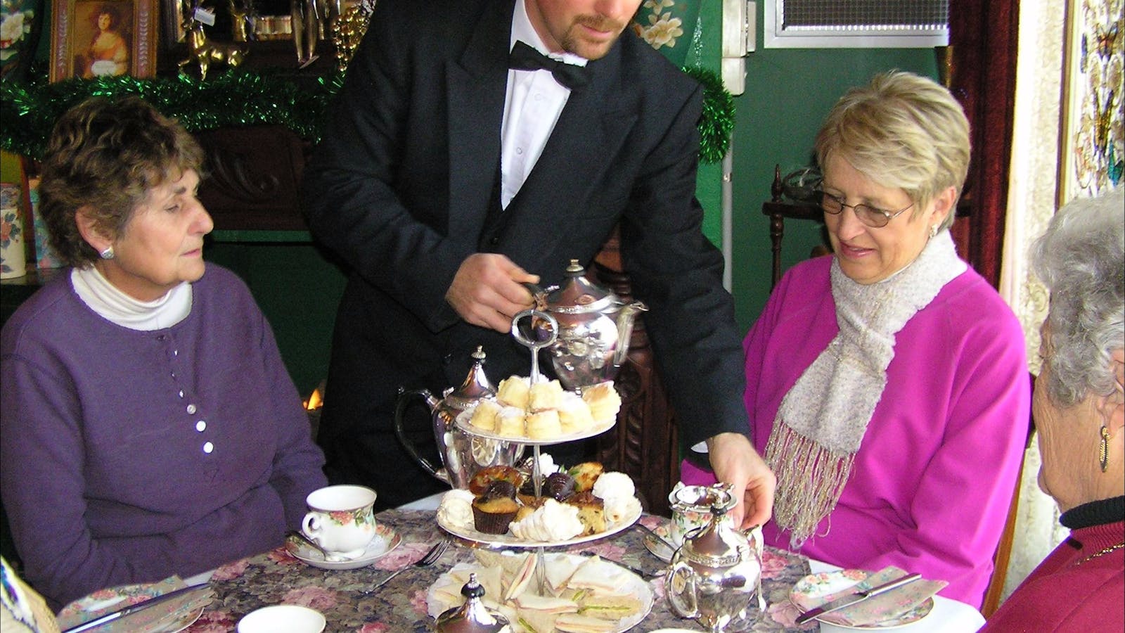 Bygone Beautys Treasured Teapot Museum and Tearooms Leura