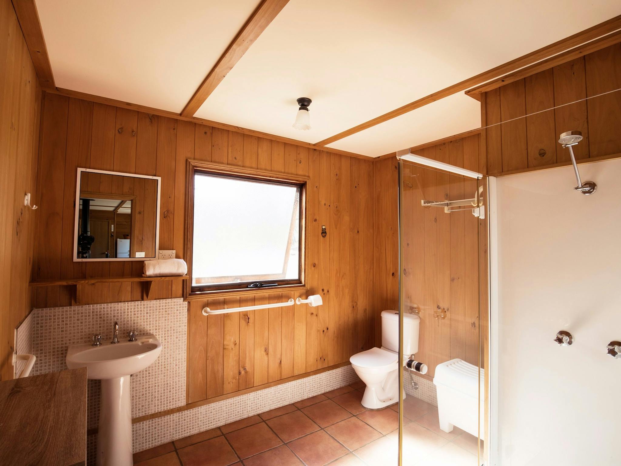 Full bathrooms