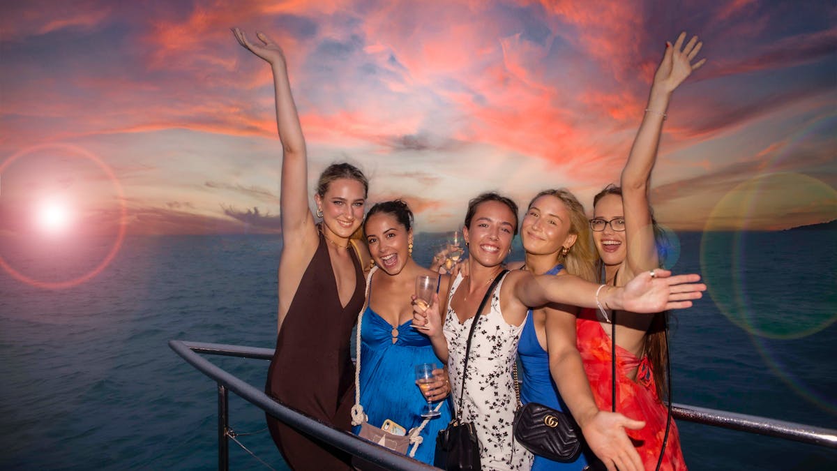 Sundowner Cruises Airlie Beach perfect for celebrations