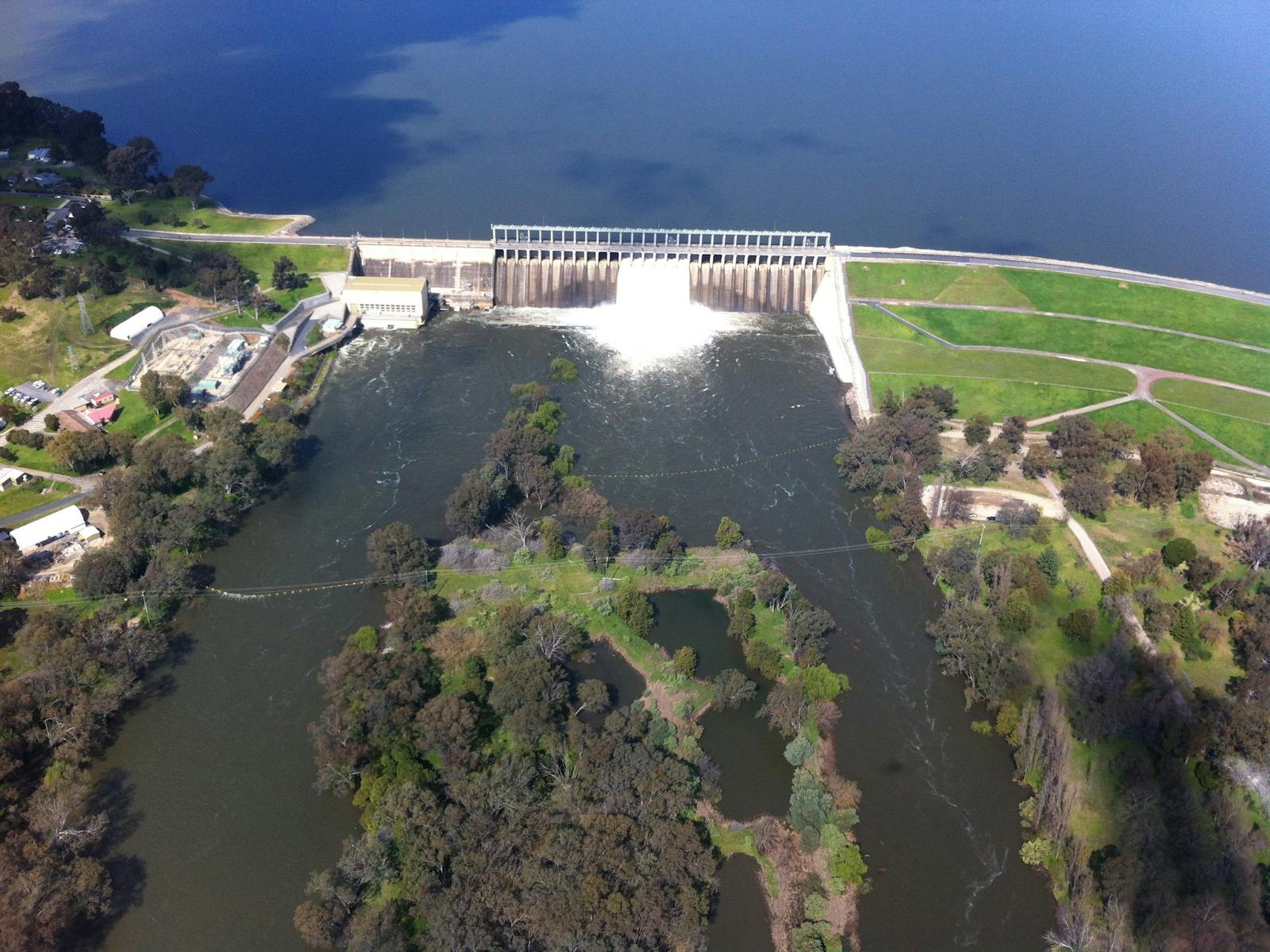 Hume Weir Wall