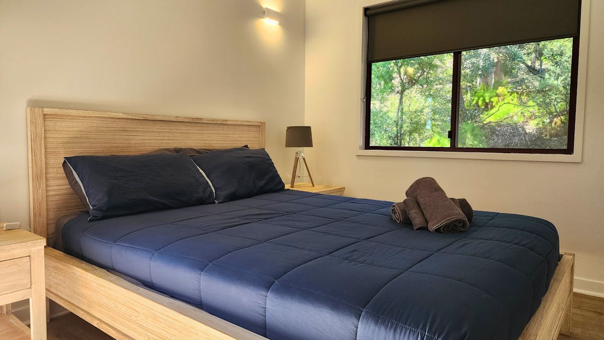Main Bedroom (Queen)