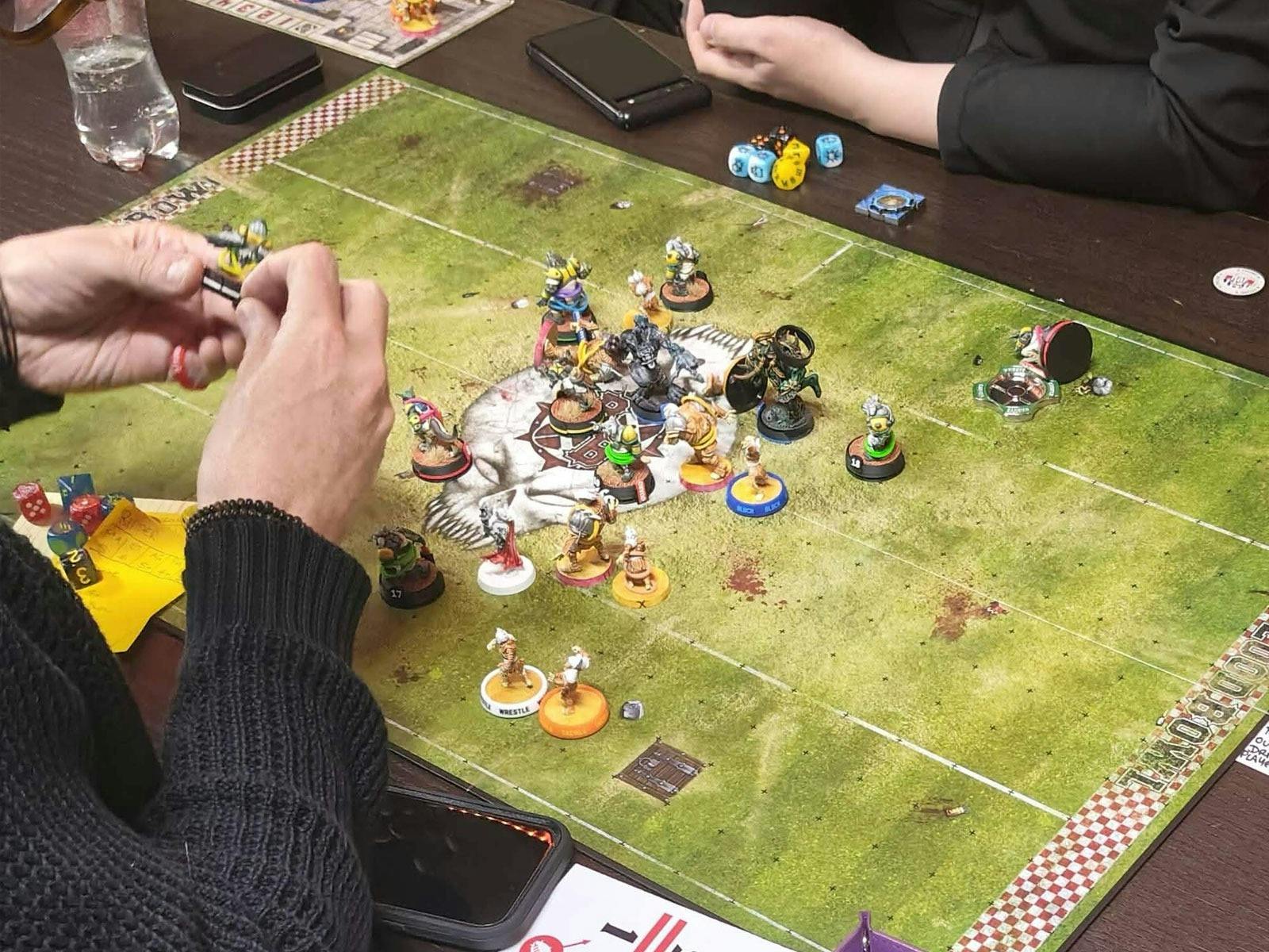 A Game of Blood Bowl in full action