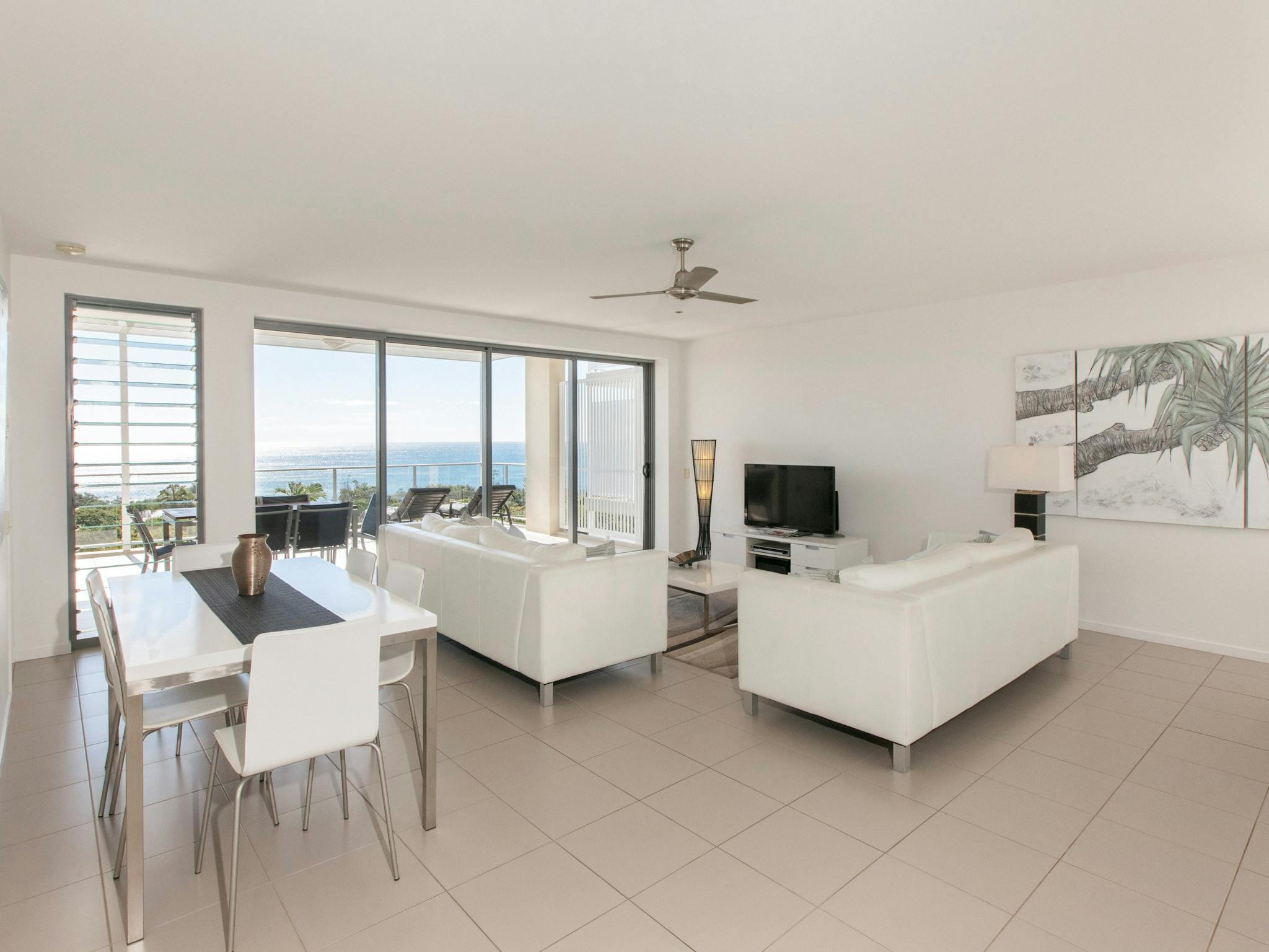 Spacious Living Spacious Living