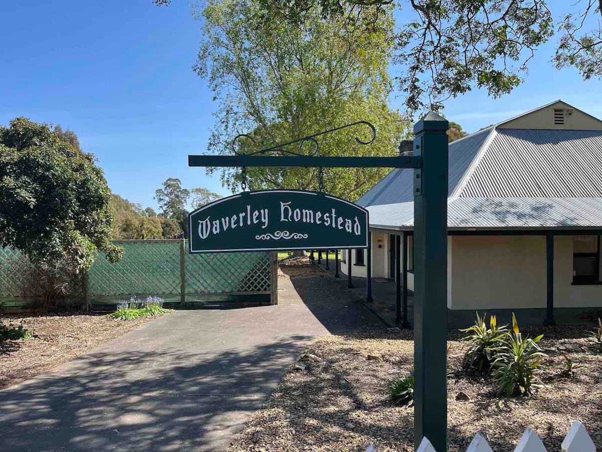 Waverley Park Homestead entry with a sign