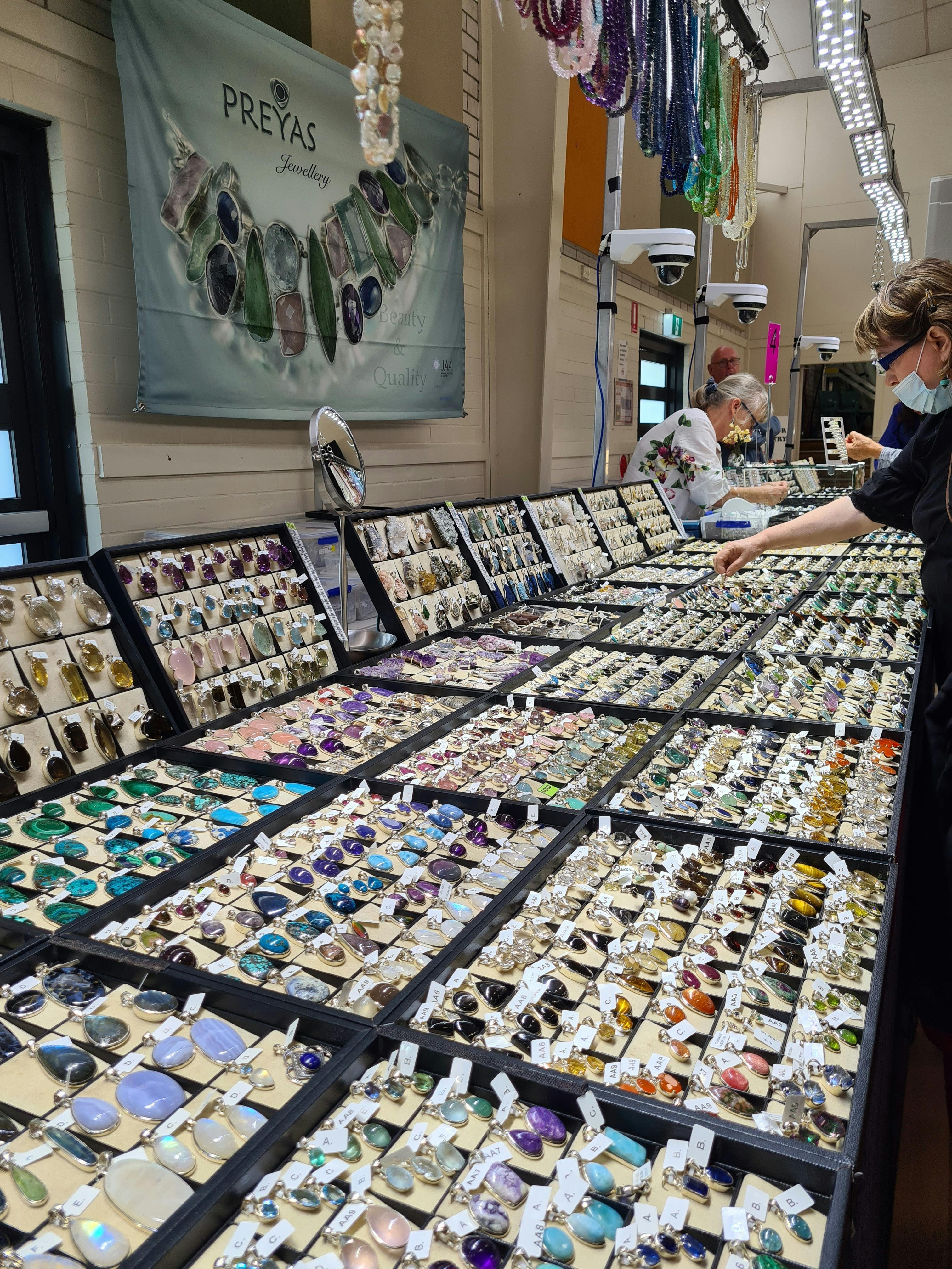 Carlingford Gem and Crystal Expo Sydney, Australia Official Travel