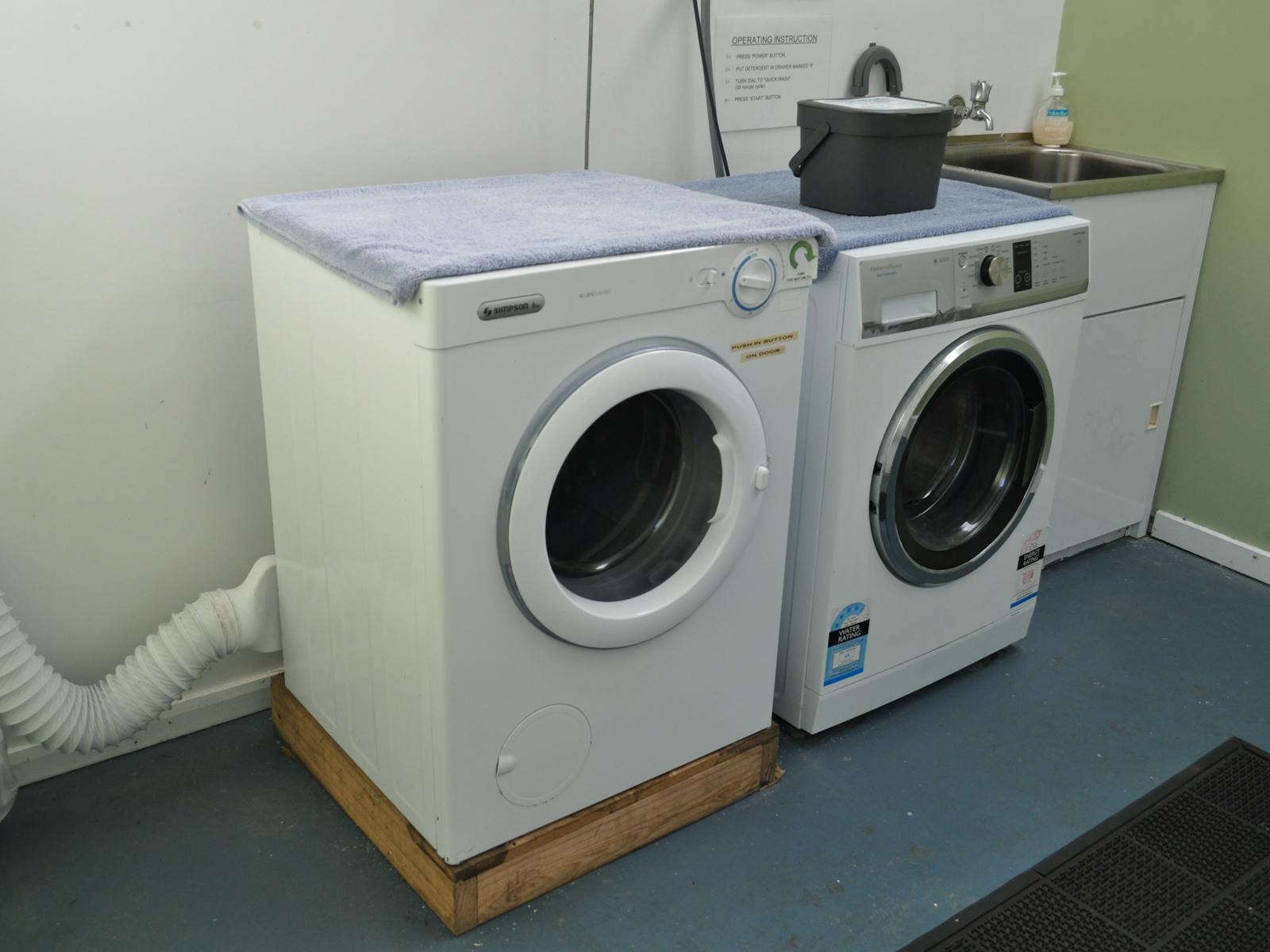 Washing machine and dryer in Guest Laundry