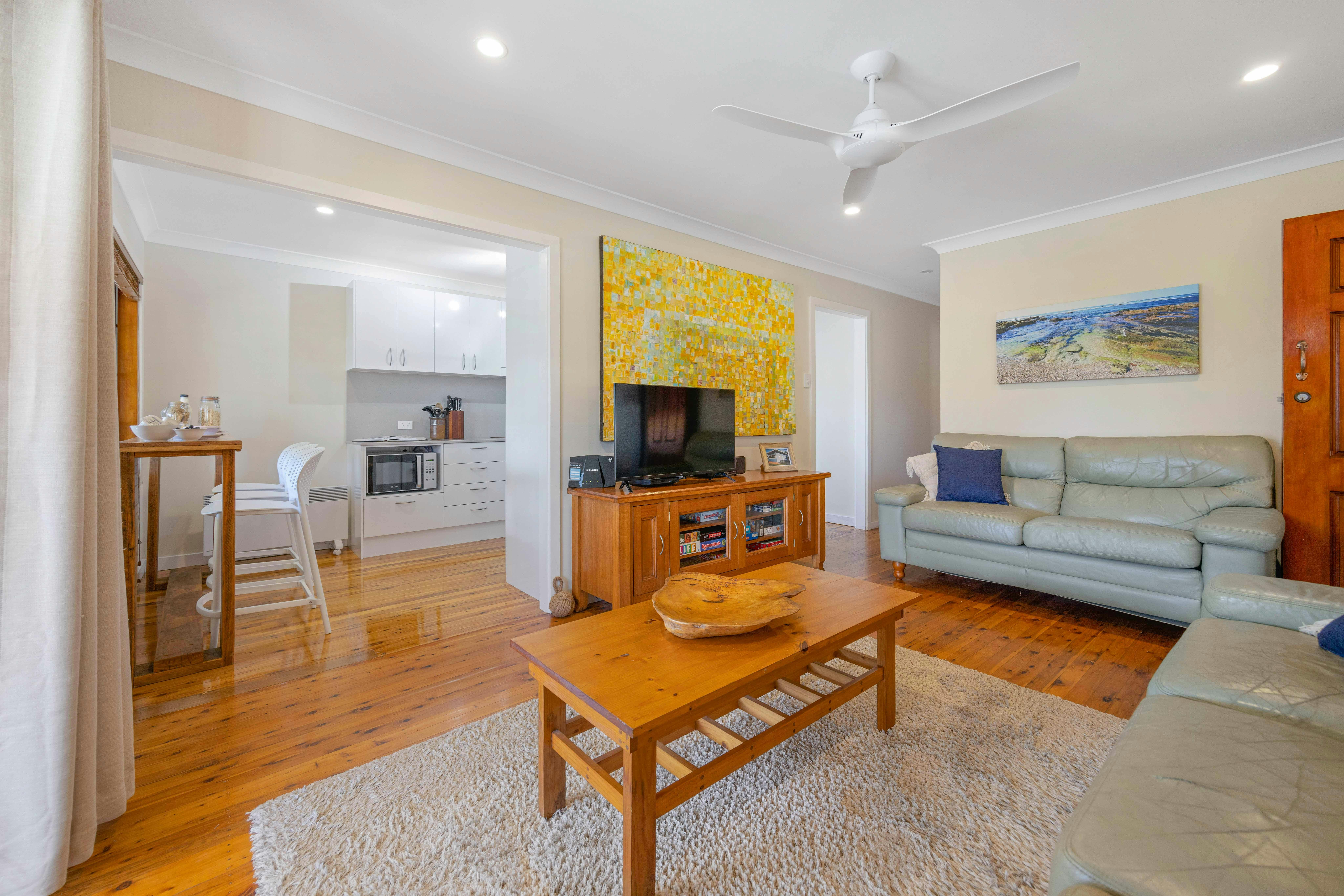 Lounge & seating area