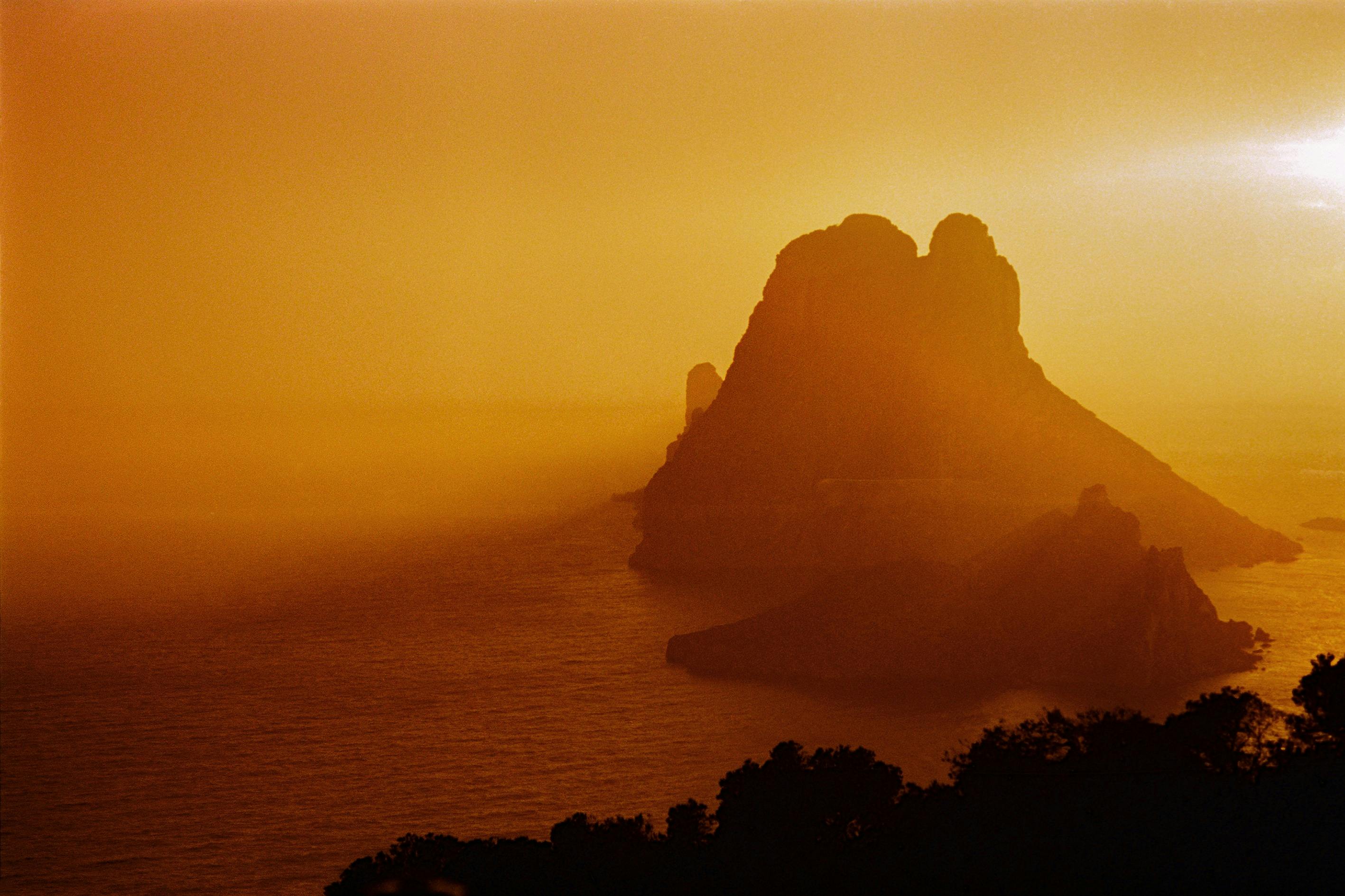 Henry Roy – Impossible Island
