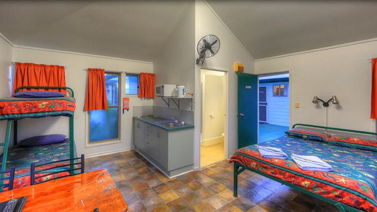 Gee-Dees Family Cabins