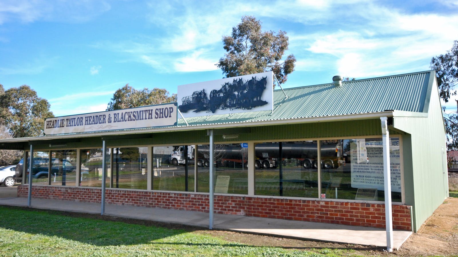 Headlie Taylor Header Museum and Blacksmiths Shop