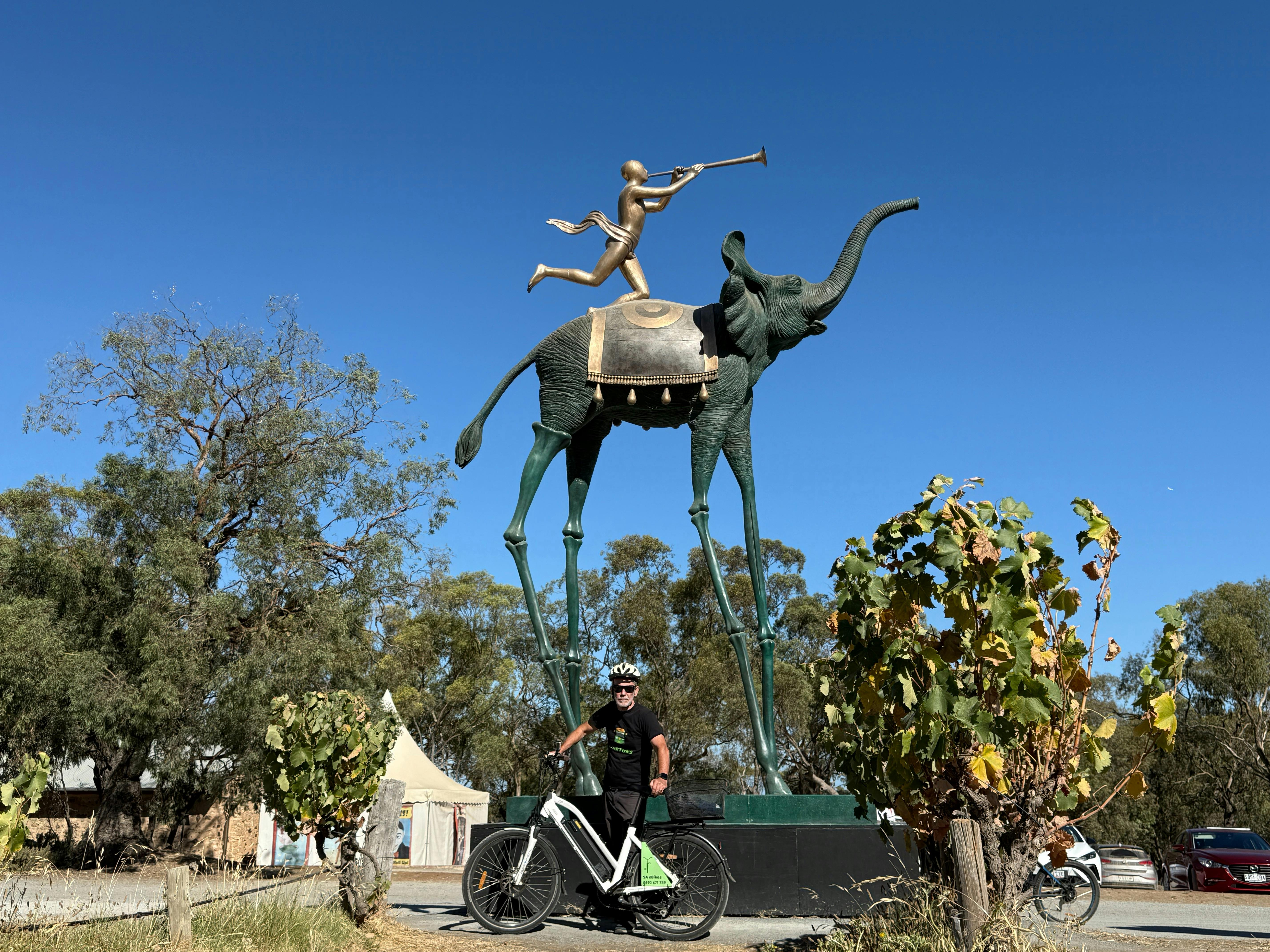 elephant sculpture