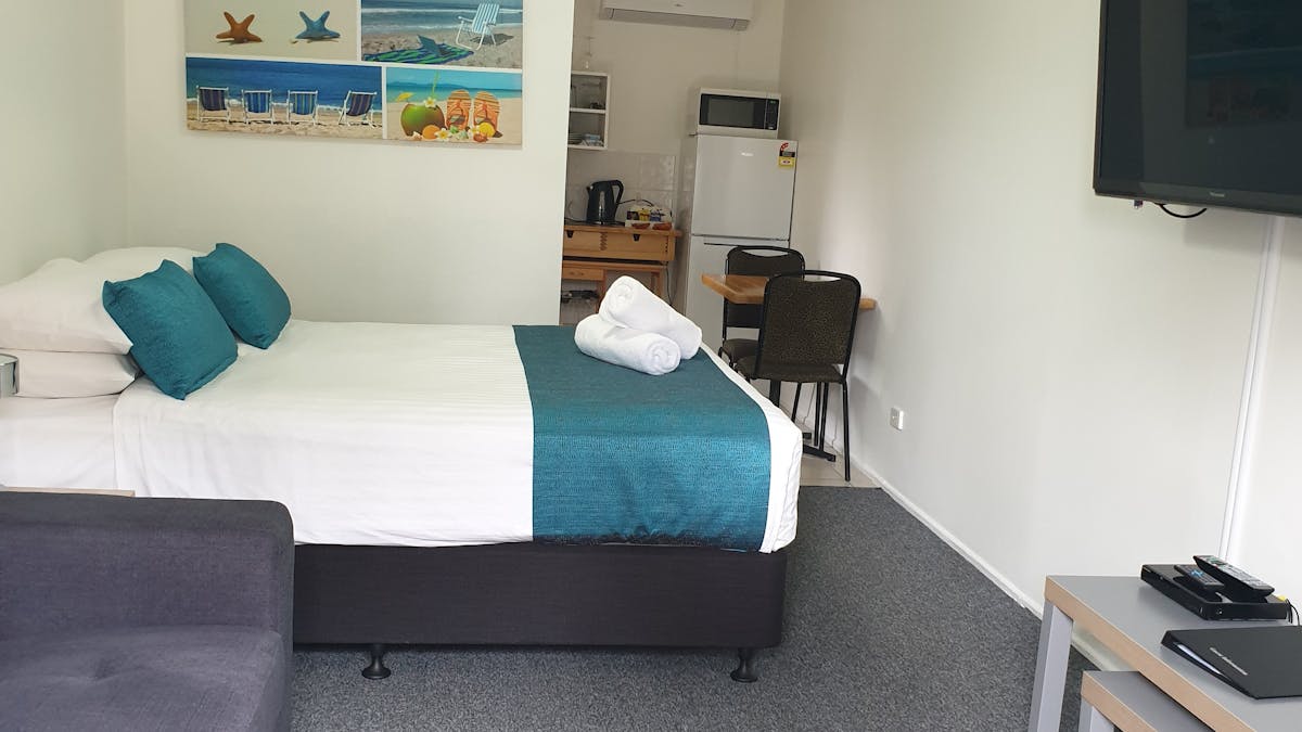 Double Plus Room Sleeps 2