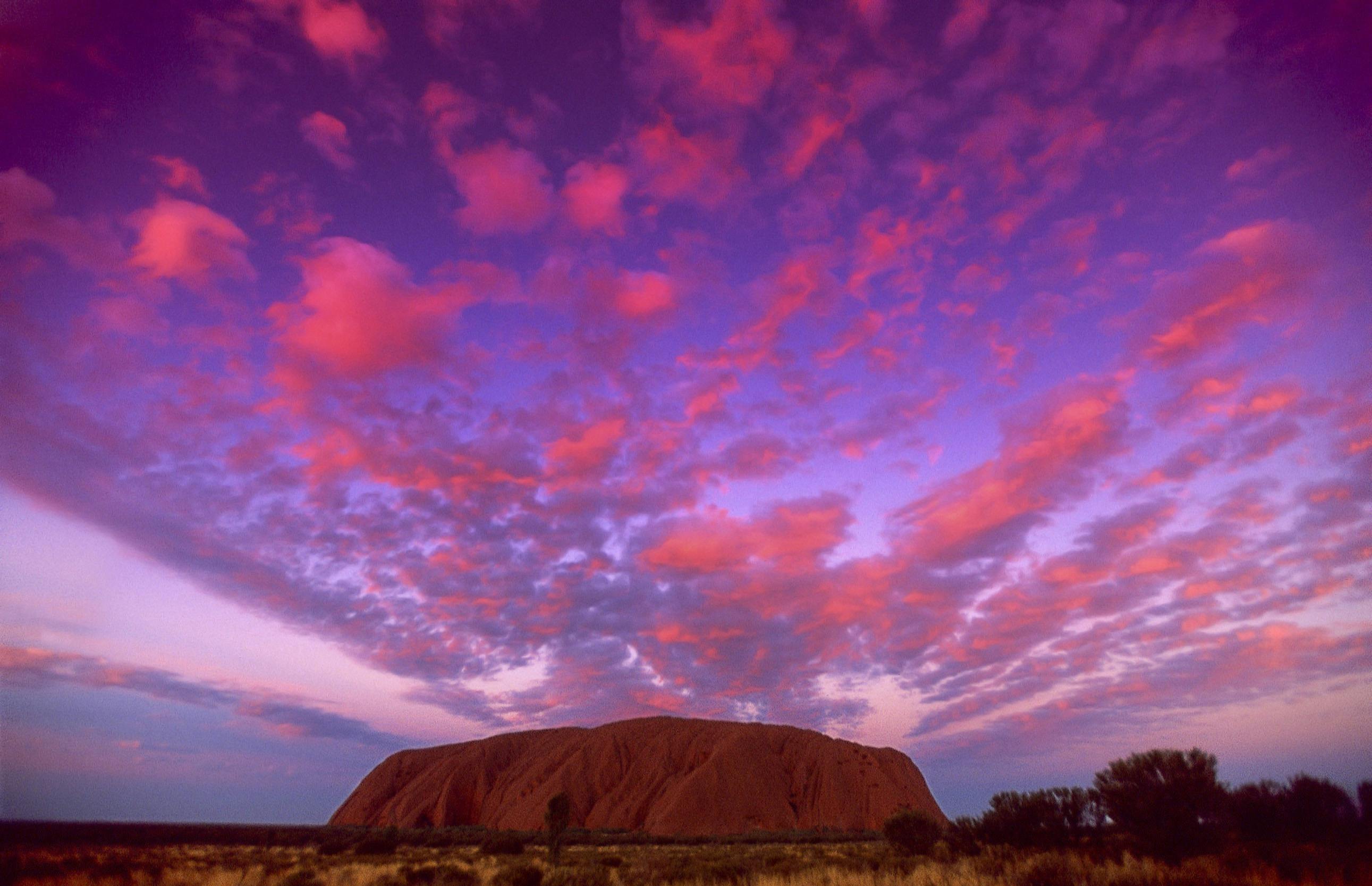 Autopia Tours - Uluru Sunsets