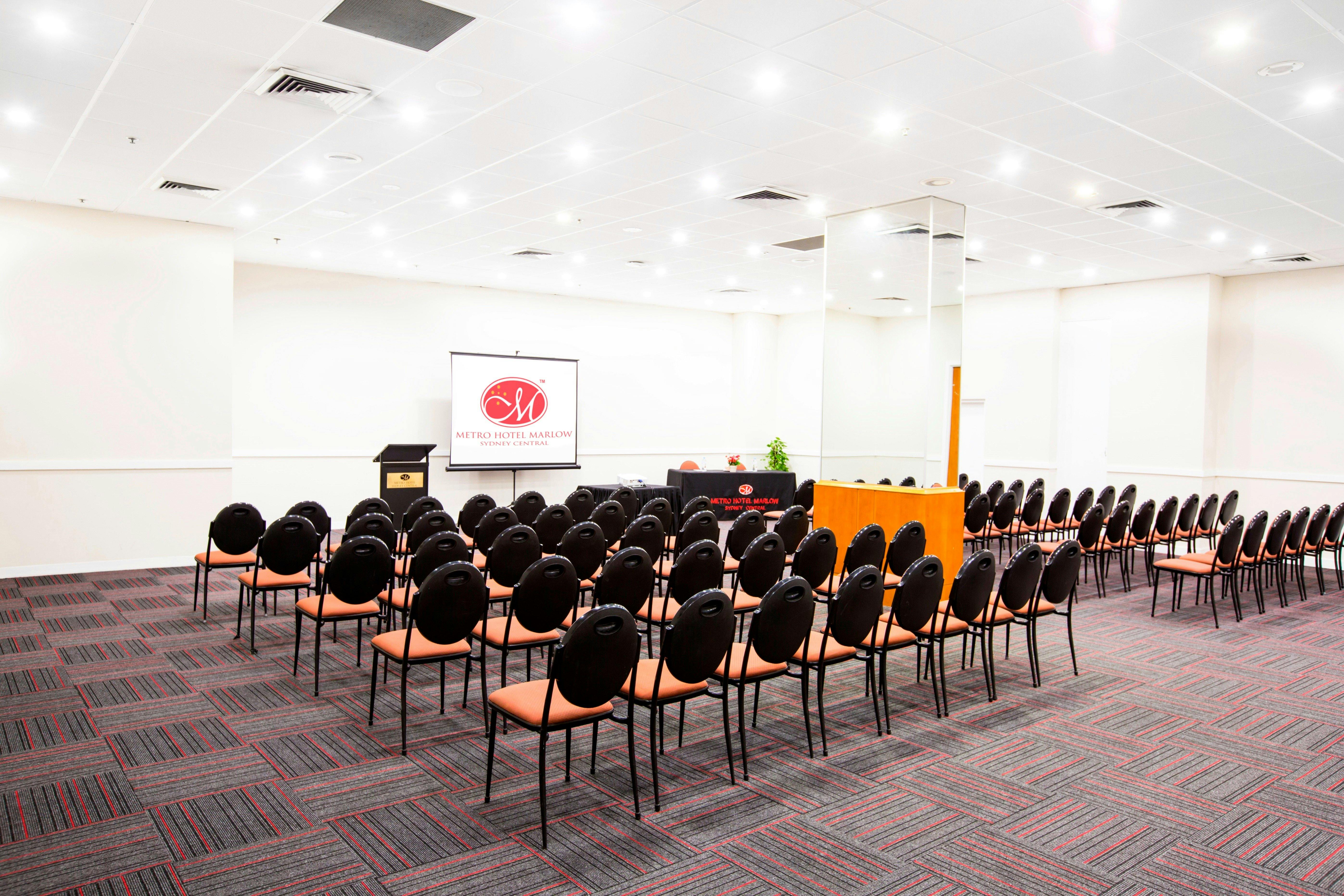 メトロホテルマーローシドニーセントラルの会議室