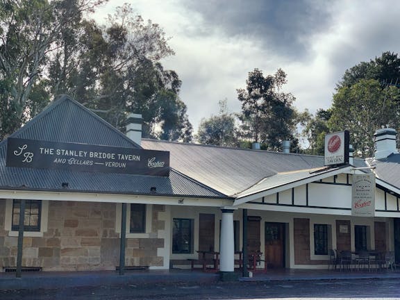 Stanley Bridge Tavern