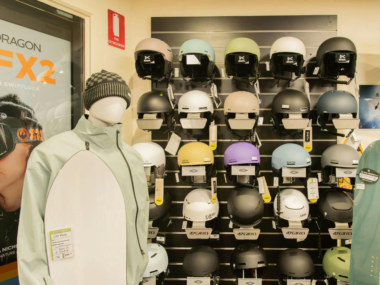 Helmet Wall