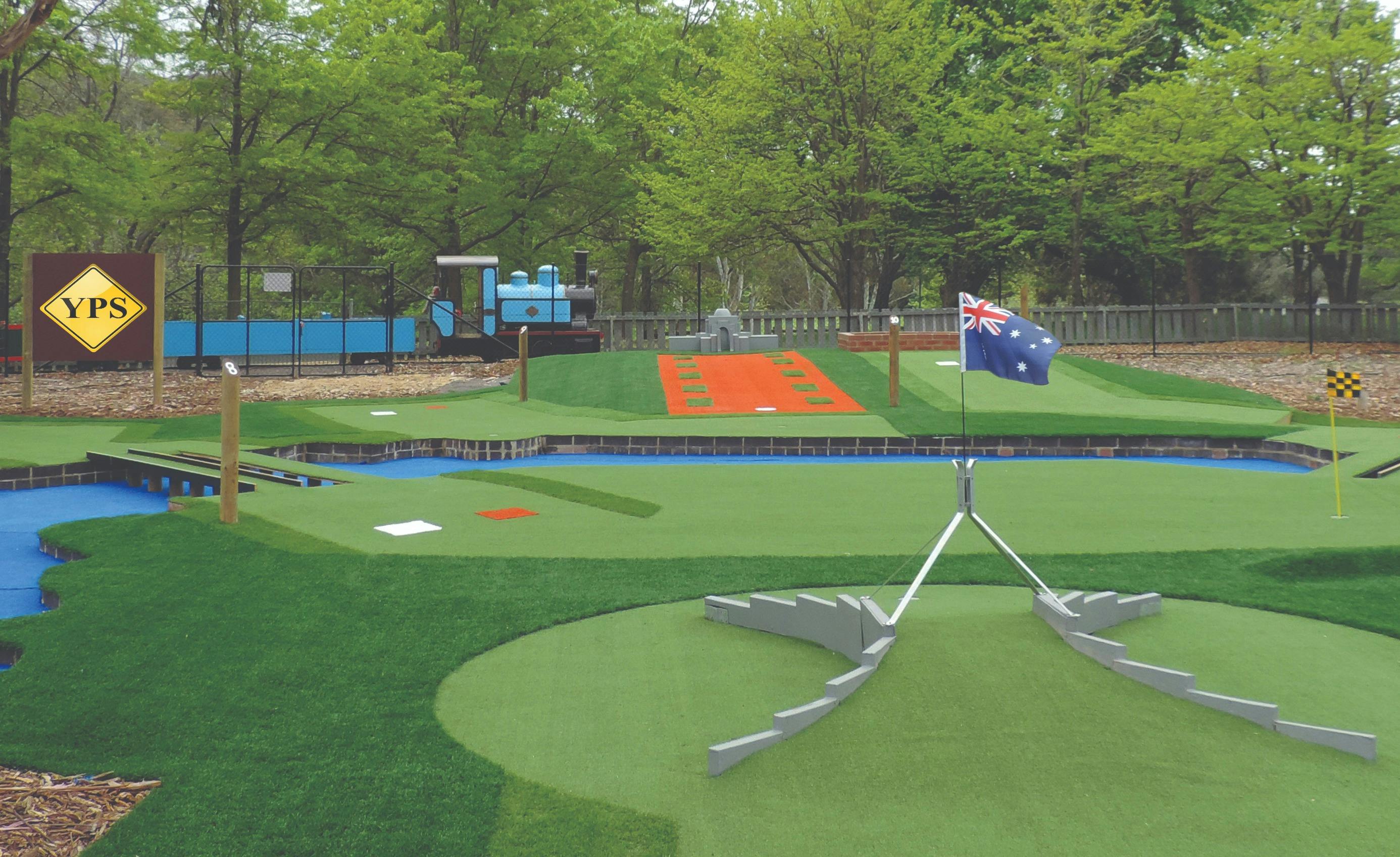 Miniature golf course