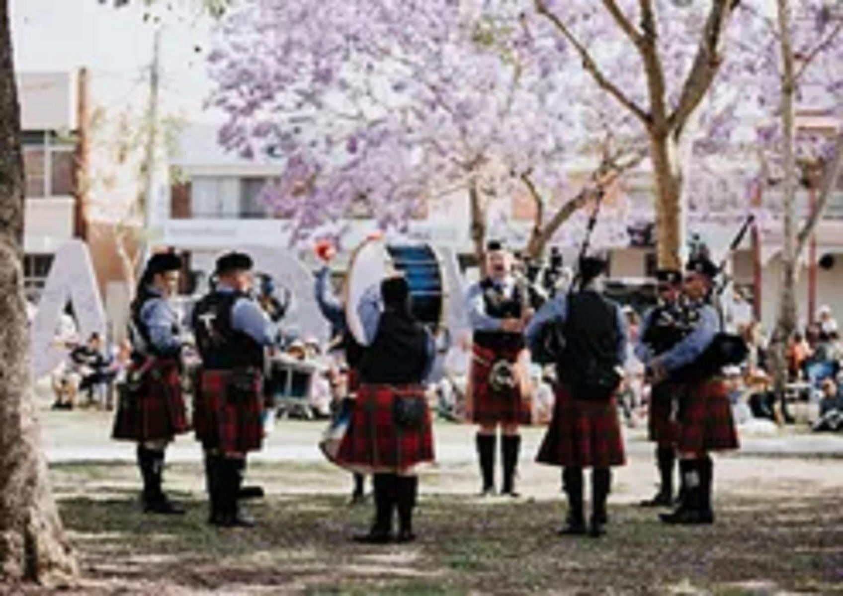 Clocktower Hotel Splash of Tartan NSW Holidays &