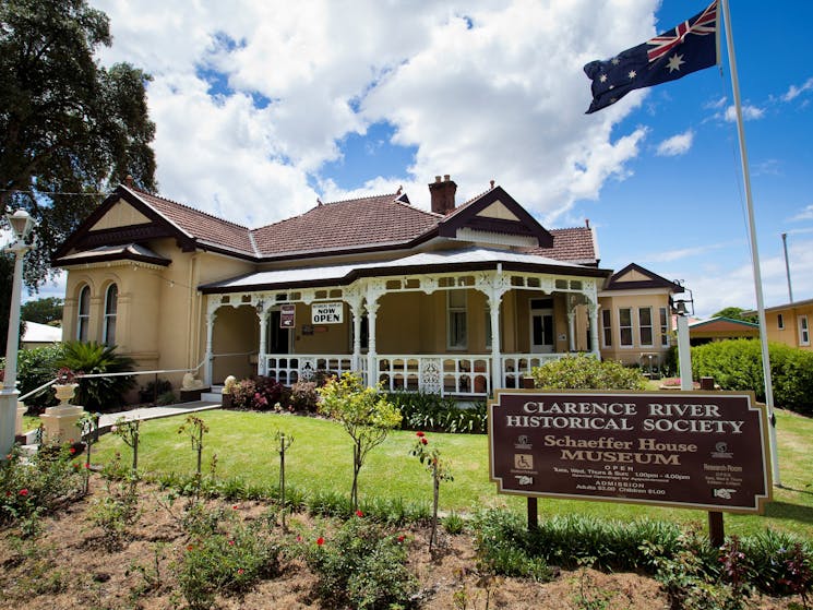 Schaeffer House