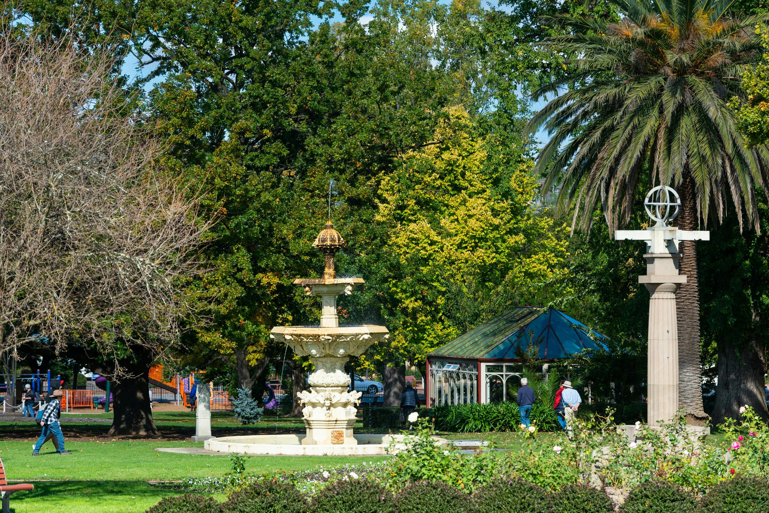 The Old Kowleman's Department Store Site to Goulburn Visitor Information Centre